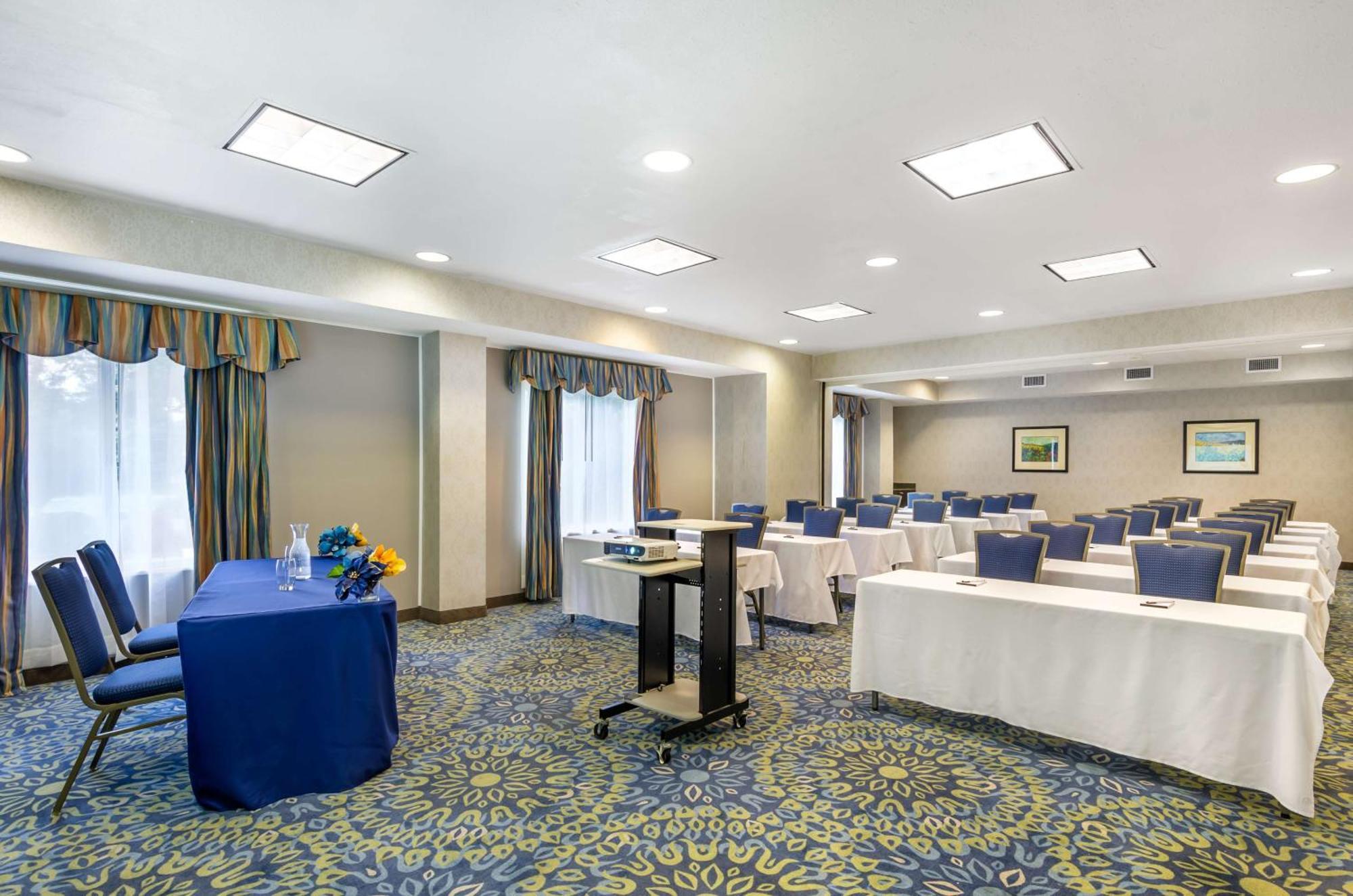 Best Western Plus Waynesboro Buitenkant foto
