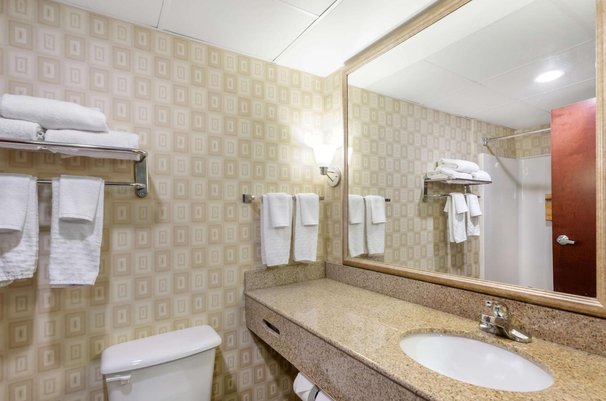 Best Western Plus Waynesboro Buitenkant foto