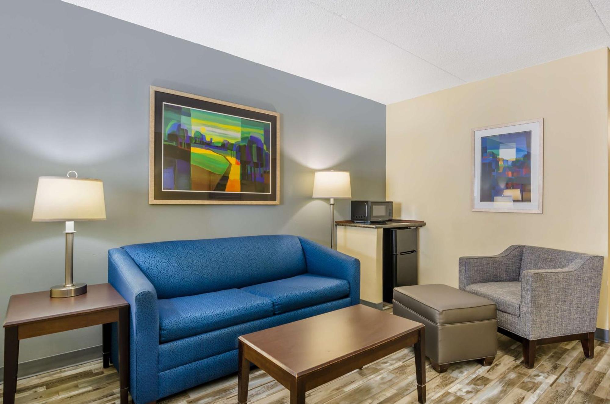 Best Western Plus Waynesboro Buitenkant foto